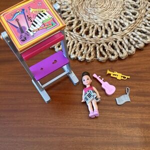 Mattel Barbie You Can Be‎ Anything...Music Teacher Playset- Easel instruments